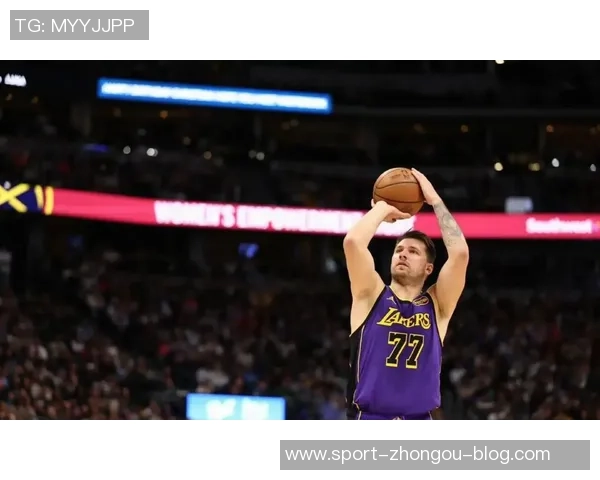 哈里森独行侠生涯回顾从高管巅峰到交易东契奇后的沉寂之路